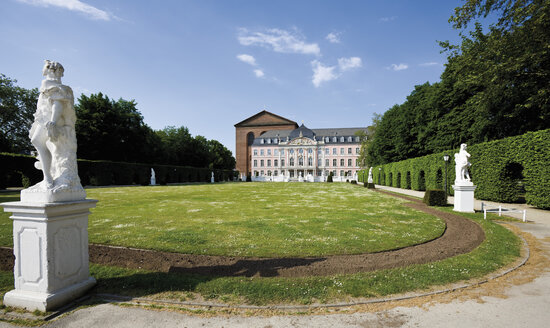 Deutschland, Rheinland-Pfalz, Trier, Kurfürstliches Schloss - 11917CS-U