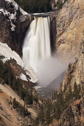 USA, Yellowstone Park, Untere Yellowstone-Fälle - FOF01858