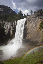 USA, Kalifornien, Yosemite-Nationalpark, Vernal Fall - FOF01893