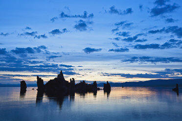 USA, Kalifornien, Südliches Tuffsteingebiet, Mono Lake - FOF01885