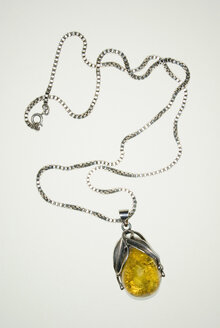 Amber necklace, elevated view - MUF00843