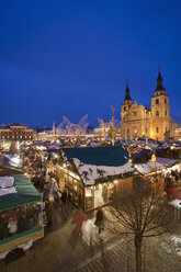 Germany, Baden Württemberg, Ludwigsburg, Christmas market, elevated view - WD00677