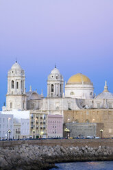 Spain, Cadiz, Calle Campo del Sur, Cathedral - MSF02303