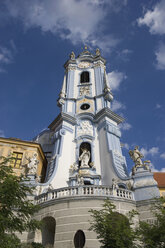 Österreich, Wachau, Dürnstein, Kirche, flacher Blickwinkel - WWF01202