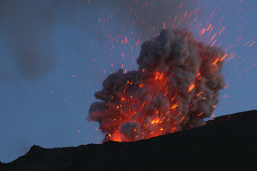 Indonesien, Sumatra, Ausbruch des Vulkans Krakatoa - RMF00406
