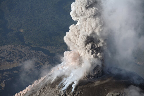 Guatemala, Ausbruch des Vulkans Santiaguito - RMF00379