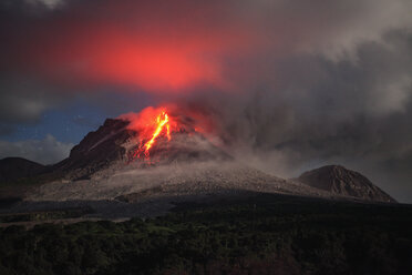 Montserrat, Caribbean, Lava flowing from soufriere hills volcano - RM00464