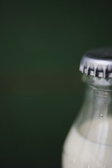 Coffee cream bottle, close up - COF00126