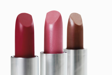 Row of lipsticks against white background - 12254CS-U