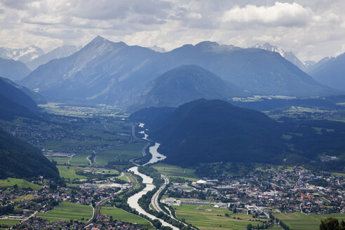 Österreich, Tirol, Telfs, Inntal - 12750CS-U