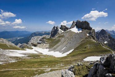 Deutschland, Bayern, Blick auf die Karwendelspitze im Karwendelgebirge - 12726CS-U