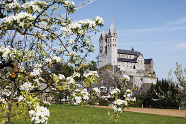 Germany, Hesse, Dietkirchen, Church of st. lubentiuskirche in background - 12950CS-U