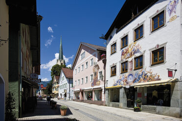 Deutschland, Bayern, Partenkirchen, Blick auf die Stadt - 13194CS-U