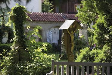 Deutschland, Bayern, Allgäu, Füssen, Blick auf den Friedhof - 13534CS-U