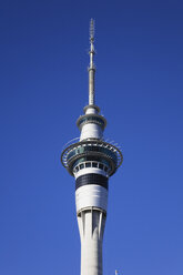 Neuseeland, Auckland, Nordinsel, Blick auf Sky Tower - GWF001197