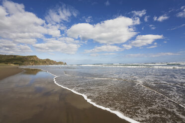 Neuseeland, Nordinsel, Blick auf den Strand von Bethells mit der Tasmanischen See - GWF001269