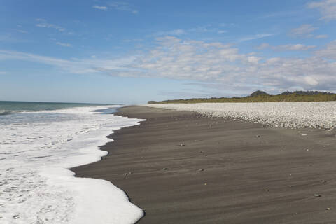 Neuseeland, Südinsel, Westküste, Blick auf den leeren Gillespies Beach, lizenzfreies Stockfoto