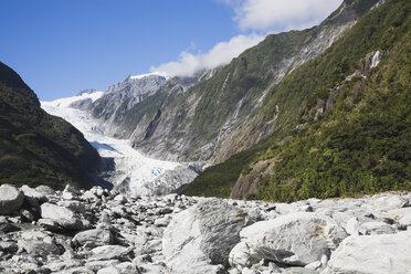 Neuseeland, Südinsel, Blick auf den Westland-Nationalpark mit Waiho-Fluss und Franz-Josef-Gletscher - GWF001286