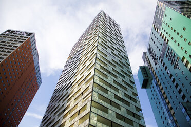 Österreich, Wien, Wienerberg City, Blick auf Architektur gegen Himmel - MBEF000033