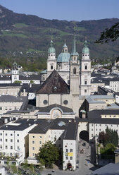 Österreich, Salzburg, Salzburger Dom, Ansicht der Franziskanerkirche in der Altstadt - WWF001416
