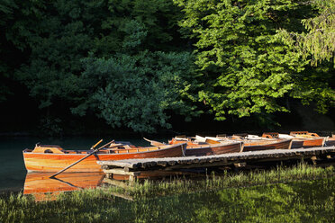 Europe, Croatia, Jezera, Row of boats moored in lake - FOF002268