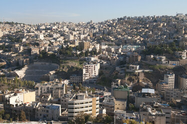 Jordanien, Amman, Blick auf die Stadt von oben - NHF001245