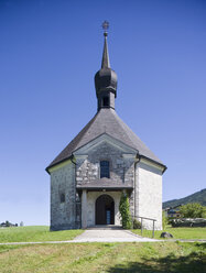 Österreich, Salzkammergut, Mondsee, Blick auf die Kirche - WW001573