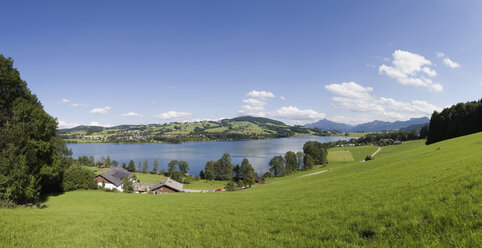 Austria, Salzkammergut, Zell am Moos, View of rural scene with town - WWF001591