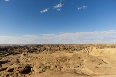 Afrika, Namibia, Swakopmund, Namibwüste, Blick auf Mondlandschaft am Welwitschia Drive - FOF002408