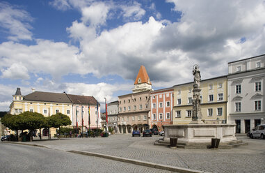 Österreich, Mühlviertel, Freistadt, Blick auf den Stadtplatz - WWF001606