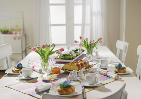 Dining table with easter breakfast setting - WBF000166