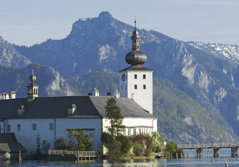 Oberösterreich, Blick auf Schloss ort am Traunsee - WBF000126