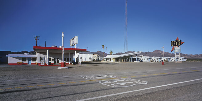 USA, Tankstelle und Motel an der Route 66 - WBF000414