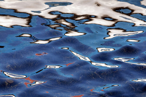 Italy, Apulia, Reflection in Adriatic Sea - MOF000137