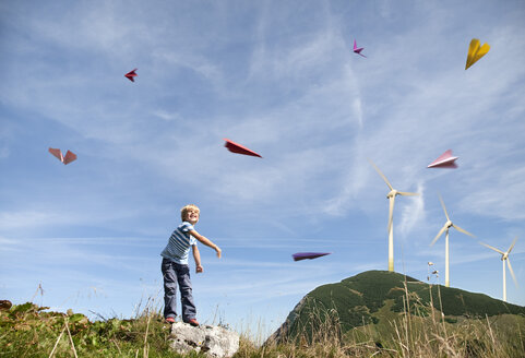 Germany, Bavaria, Boy (4-5 Years) playing with paper planes - HSIF000003