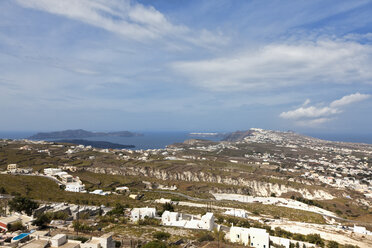 Europe, Greece, Pyrgos, Cyclades, Thira, Santorini, Aerial view town with Aegean sea - FOF002761