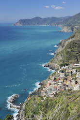 Italy, Cinque Terre, La Spezia Province, Riomaggiore, Liguria, View of traditional fishing village - RUEF000573