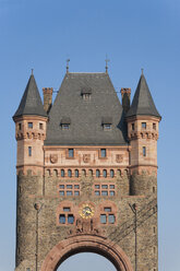 Deutschland, Rheinland-Pfalz, Worms, Blick auf die Brücke - WDF000820