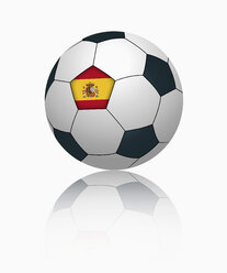 Spanische Flagge auf Fußball, Nahaufnahme - TSF000050