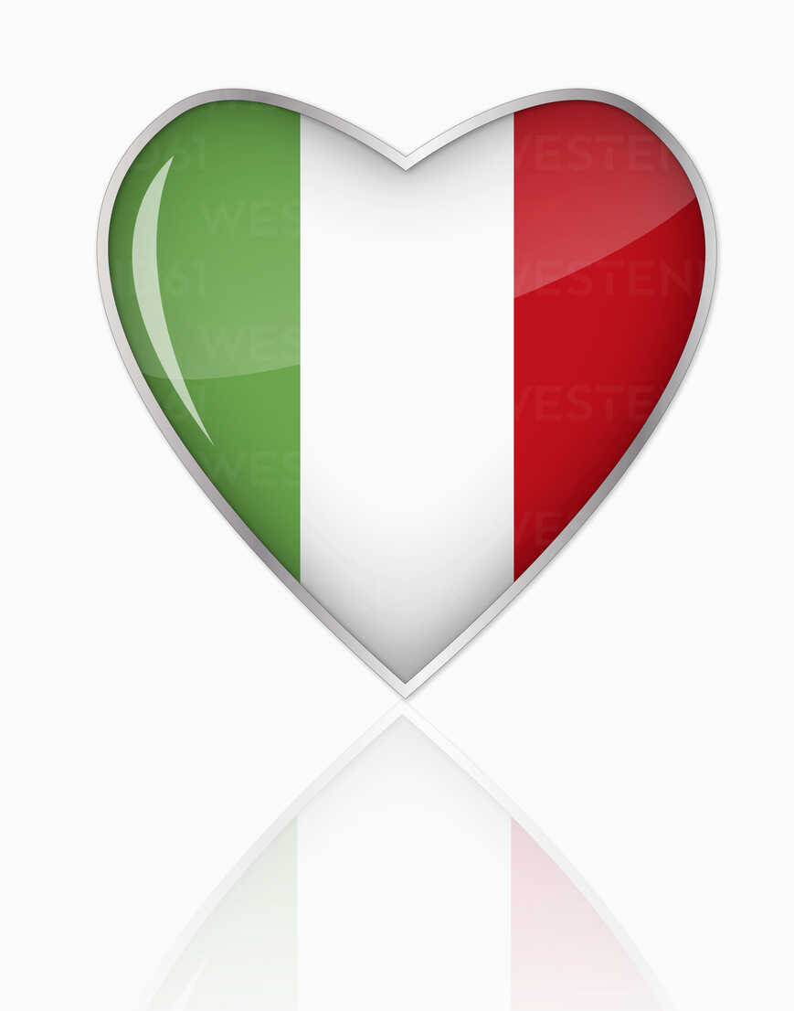 Italienische Flagge in Herzform auf weißem Hintergrund