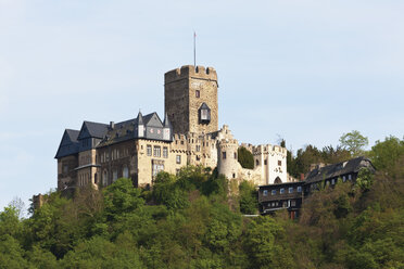 Europa, Deutschland, Rheinland-Pfalz, Blick auf die Burg Lahneck - CSF014372