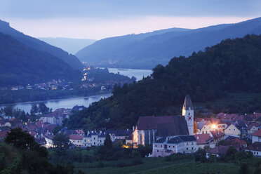 Österreich, Niederösterreich, Waldviertel, Wachau, Blick auf die Donau bei Spitz - SIEF000148