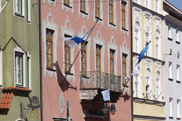 Deutschland, Bayern, Oberbayern, Häuser in der Altstadt - SIEF000205