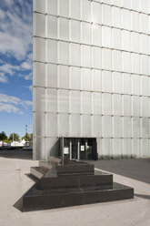 Austria, Bregenz, View of art museum - SHF000520