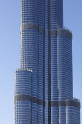 Dubai, Vereinigte Arabische Emirate, Blick auf den Burj Khalifa in Dubai Stadt - SIEF000360