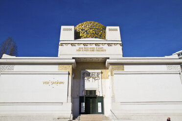 Österreich, Wien, Blick auf das Sezessionsdenkmal - MBEF000095