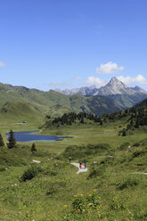 Österreich, Vorarlberg, Blick auf die Lechtaler Alpen - SIEF000572