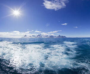 South Atlantic Ocean, United Kingdom, British Overseas Territories, South Georgia, View of sea - FOF003197