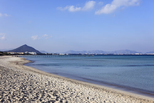 Spanien, Balearische Inseln, Mallorca, Alcudia, Blick auf den Strand - SIEF000781