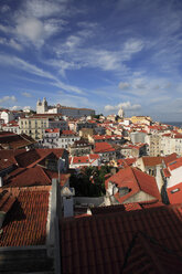 Portugal, Lissabon, Blick über die Altstadt von Alfama - PSF000453